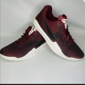 Nike Kobe Mamba Instinct Sz 9